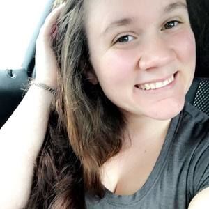 Meet your Posher, Candace